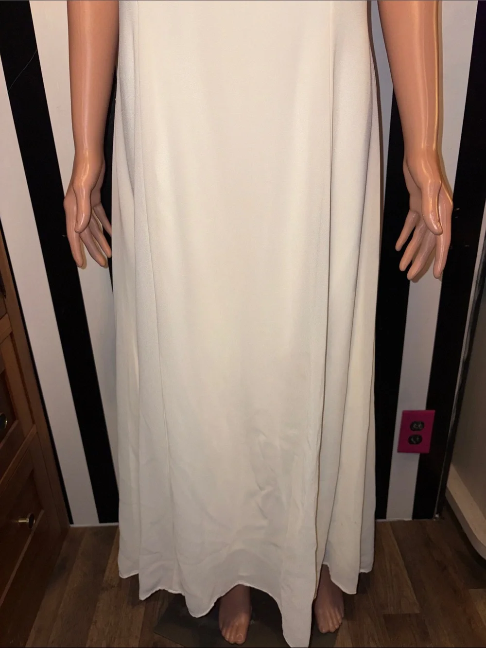 Scott McClintock Millenium 2000  Sleeveless Maxi Wedding Gown Embroidered Dress